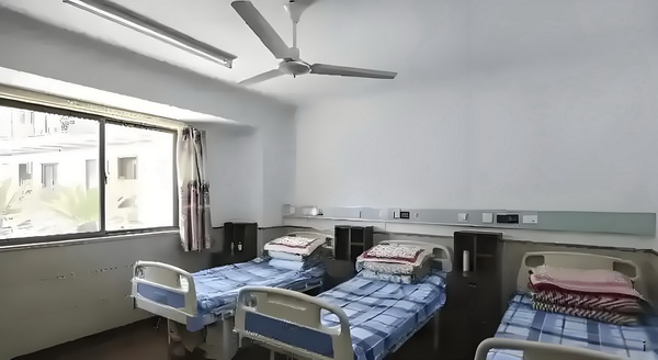 请问现在深圳积分入户窗口打开了吗?_董璇谈2任丈夫：从没想过会和高云翔离婚，张维伊敢娶我很勇敢 董璇谈2任第一院：嘉定福利
